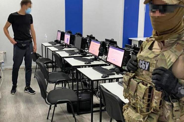 СБУ викрила злочинну схему оформлення документів моряків 